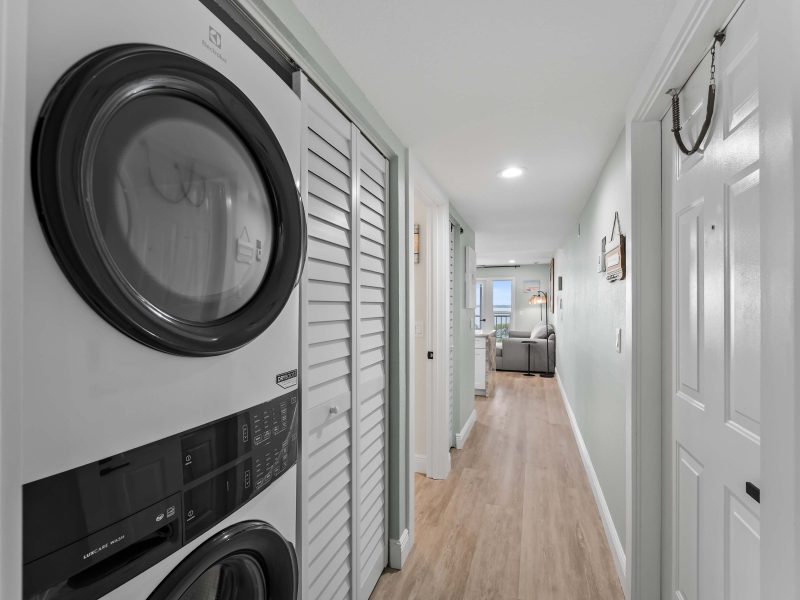 Cute Waterfront Condo, Water Views, Heated Pool 5