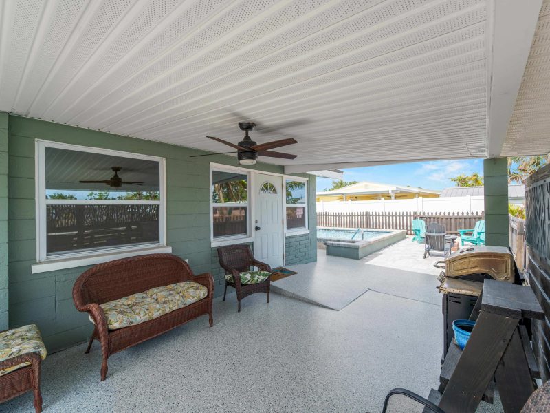 Englewood House- Mins to Beach - Heated Pool 4