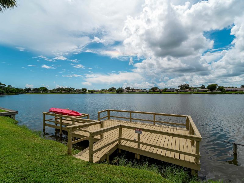 Port Charlotte Family Lake front Getaway Heated Pool, Dock 2