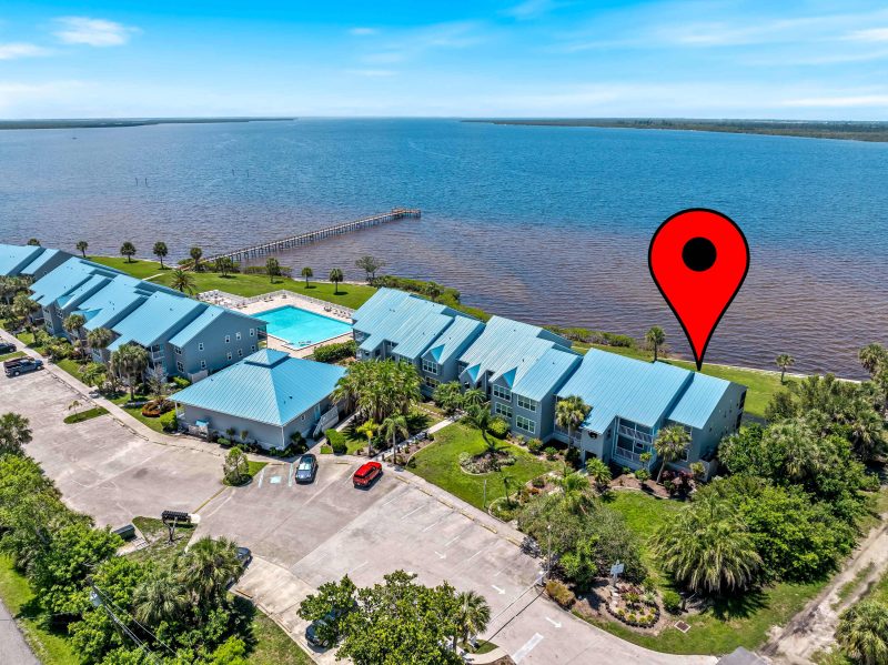 Riverfront Condo w Water Views-Heated Pool 3