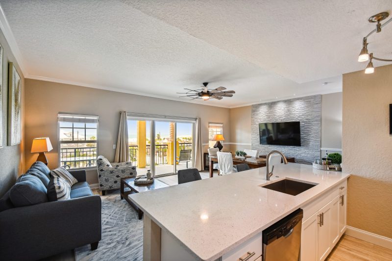 Breathtaking Gulf View ~ 2min to Beach ~ Pool ~ Pkg 4