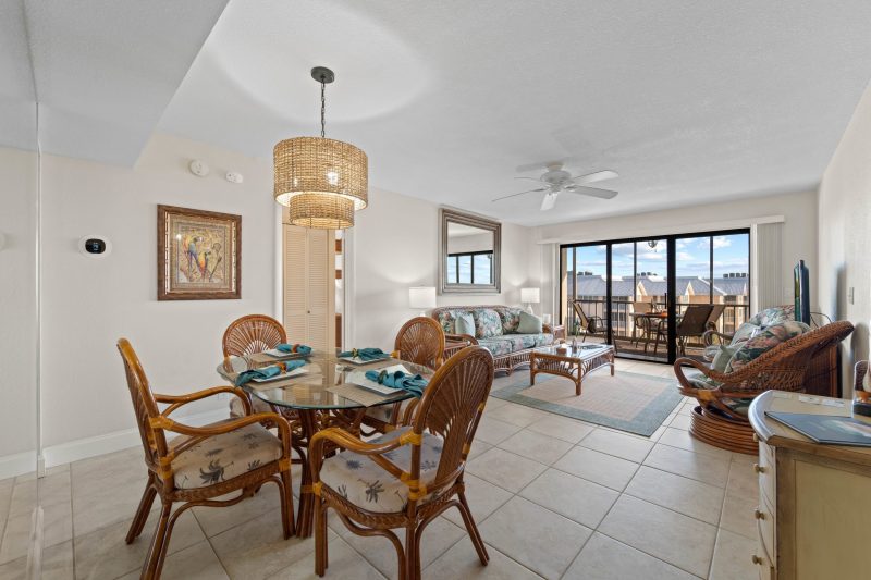 Cute Siesta Key Condo  Close To Beach  Restaurants 5