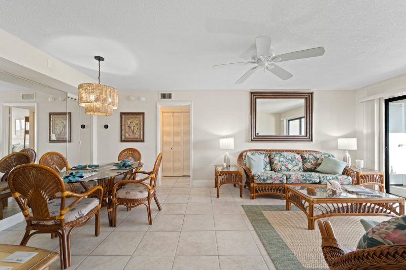 Cute Siesta Key Condo  Close To Beach  Restaurants 4